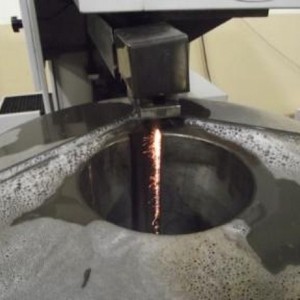 Eletroerosão cnc de corte a fio latão